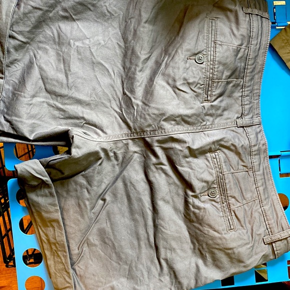 Denver Hayes Shorts - Picture 2 of 2